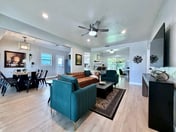 Remodeled 5 Bedroom Home 5 Minutes to CBD