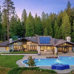Applemont • Holidays w/The Entire Family-On The Way To Tahoe