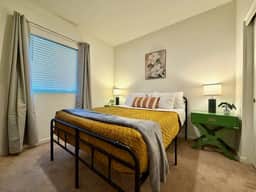 Brownell · Private Guest Suite · Quiet Neighborhood · Woodland