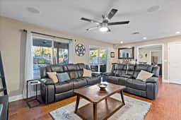Chipmunk · 5BR · Pool · Hot Tub · RV Parking · Citrus Heights