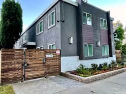 USt7 · Remodeled 3BR Apt · Downtown Sac · Walk Everywhere