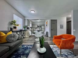 WSt5 · Remodeled 2BR Midtown · Walk to Everything · Secure Parking