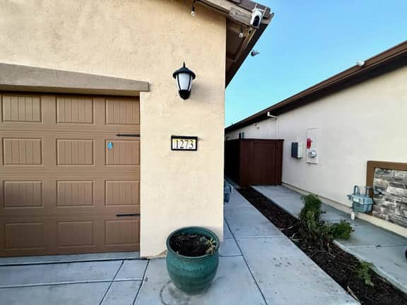 Brownell · Private Guest Suite · Quiet Neighborhood · Woodland