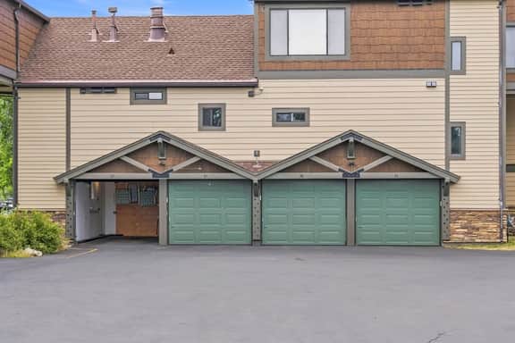 Beautiful Tahoe Keys Condo One Shared Wall - Image 2