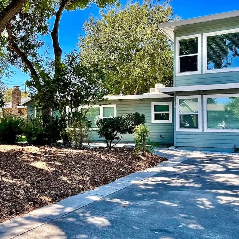 Maryland · Mid-Century Modern · Covered Patio · 5 Min to DT Sac